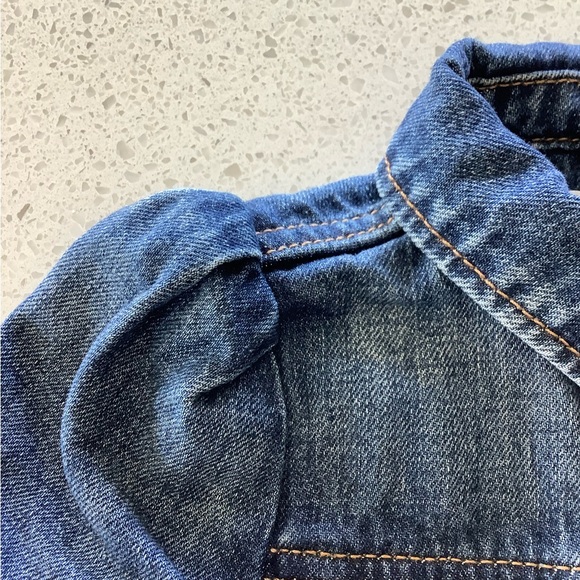 Gap denim jacket for girl. - Picture 4 of 7